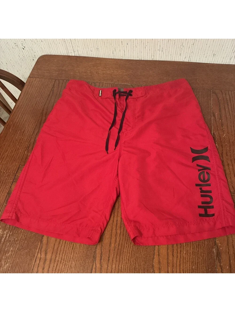 Hurley Board Shorts Men’s 32 Red Drawstring Closure Spell Out Logo